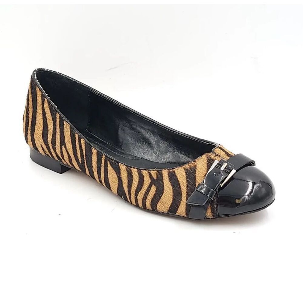 โจWhite House Black Market BarcelonaโWomen Ballet Sz 8 Flats Tiger Faux Furโจ